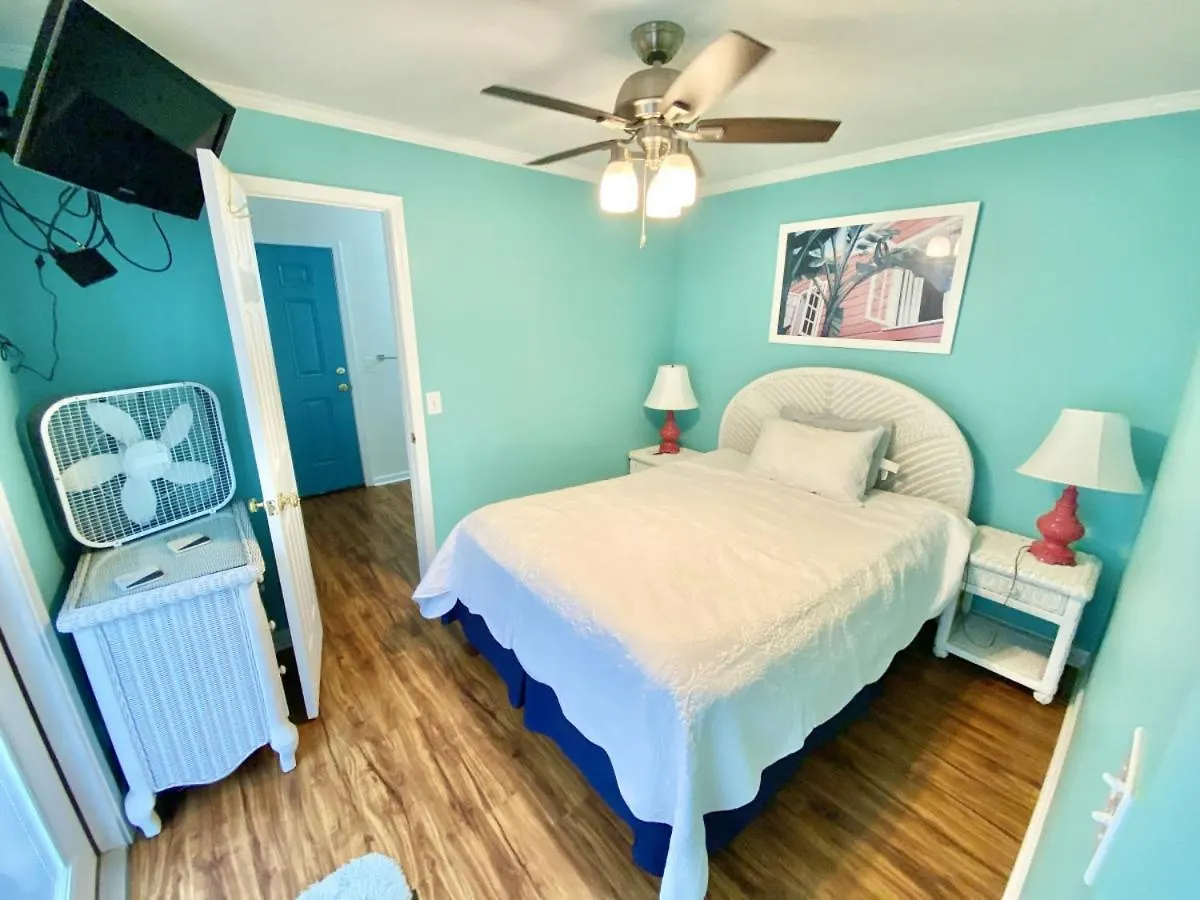 Venture Out 646 Octopus Dr Comes With Golf Cart Panama City Beach United States